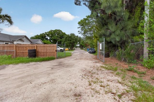 6353 143RD AVENUE, Clearwater, FL 33760