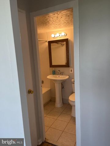 1108 BARCLAY TOWERS PIKE E, Cherry Hill, NJ 08034