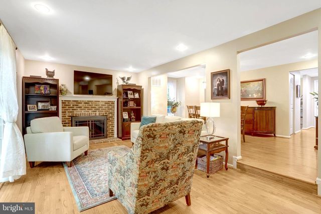 5731 WOOD MOUSE CT, Burke, VA 22015