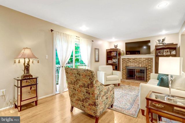 5731 WOOD MOUSE CT, Burke, VA 22015