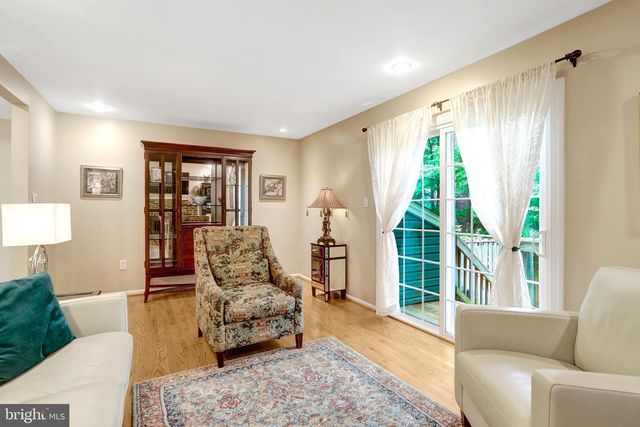 5731 WOOD MOUSE CT, Burke, VA 22015