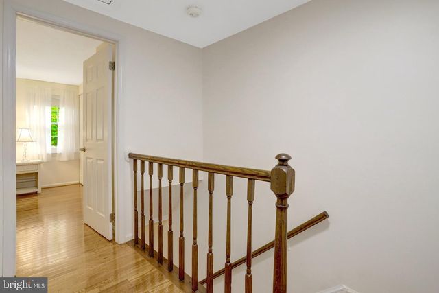 5731 WOOD MOUSE CT, Burke, VA 22015