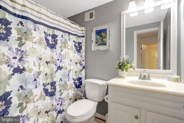 5731 WOOD MOUSE CT, Burke, VA 22015