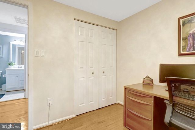 5731 WOOD MOUSE CT, Burke, VA 22015