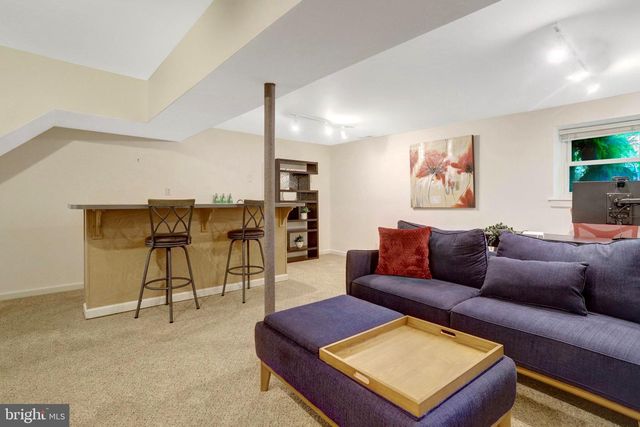 5731 WOOD MOUSE CT, Burke, VA 22015