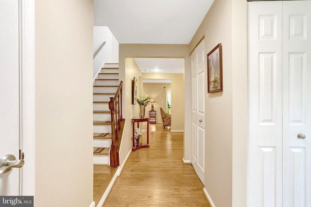 5731 WOOD MOUSE CT, Burke, VA 22015