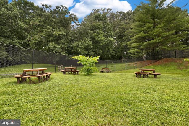 5731 WOOD MOUSE CT, Burke, VA 22015