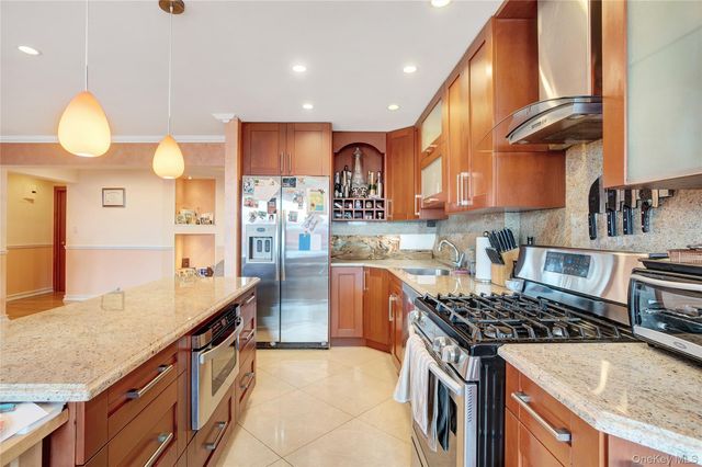 2800 Coyle Street 622, Brooklyn, NY 11235