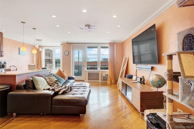 2800 Coyle Street 622, Brooklyn, NY 11235