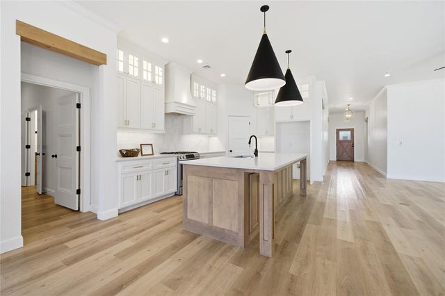 4405 NE 125th Court, Edmond, OK 73013