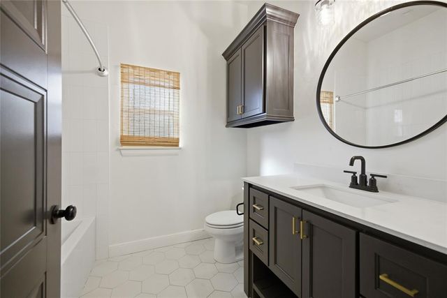 4405 NE 125th Court, Edmond, OK 73013