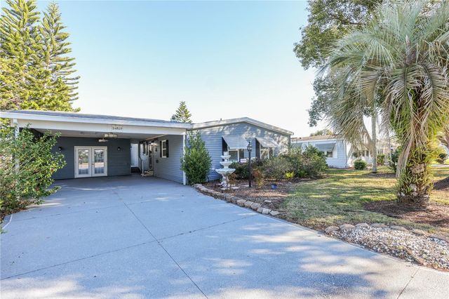 24805 PINE HILL, Leesburg, FL 34748