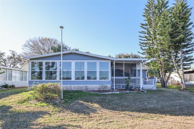 24805 PINE HILL, Leesburg, FL 34748