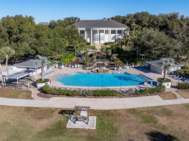 24805 PINE HILL, Leesburg, FL 34748