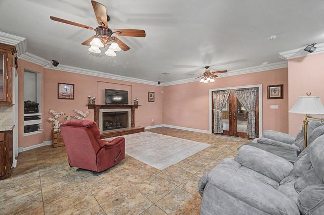 228 Lake Mechant Court, Houma, LA 70360