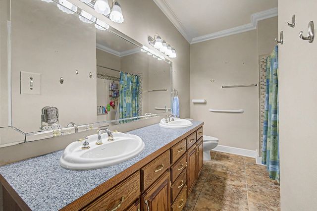 228 Lake Mechant Court, Houma, LA 70360