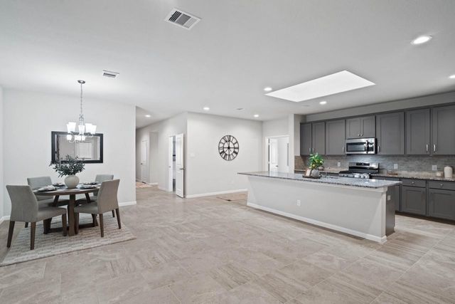 10110 Whitney Reach Drive, Rosharon, TX 77583