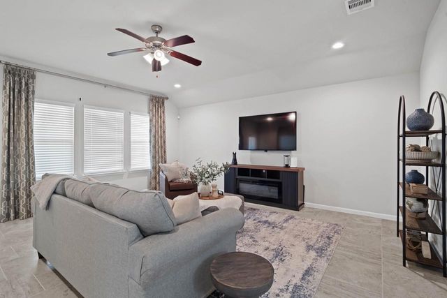 10110 Whitney Reach Drive, Rosharon, TX 77583