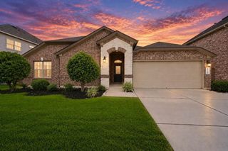 10110 Whitney Reach Drive, Rosharon, TX 77583