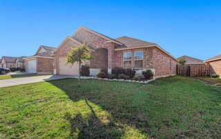 1901 Yale Street, Farmersville, TX 75442
