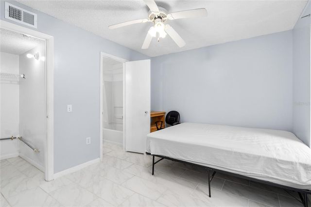 3921 SW 34TH STREET 211, Gainesville, FL 32608