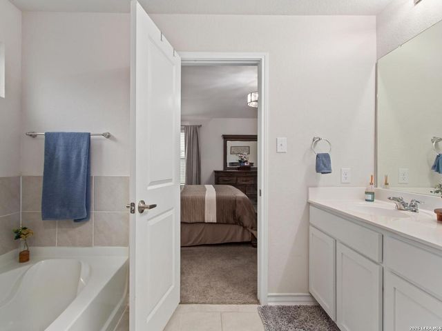 13722 BOOTHE GRV, San Antonio, TX 78254