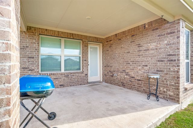806 Brittany Drive, Anna, TX 75409