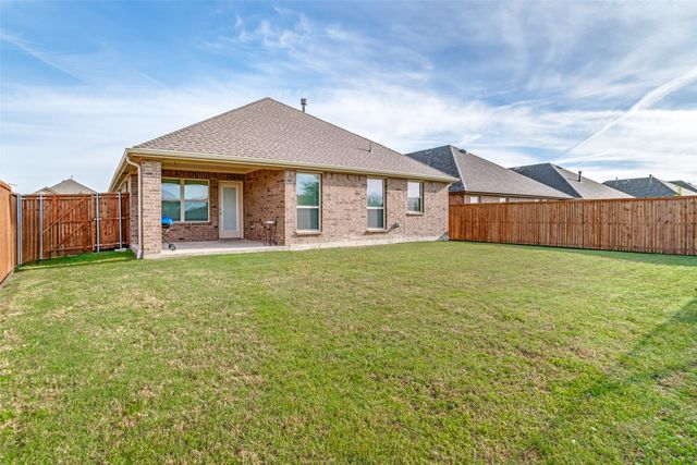 806 Brittany Drive, Anna, TX 75409