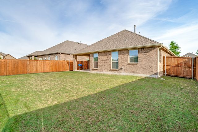806 Brittany Drive, Anna, TX 75409