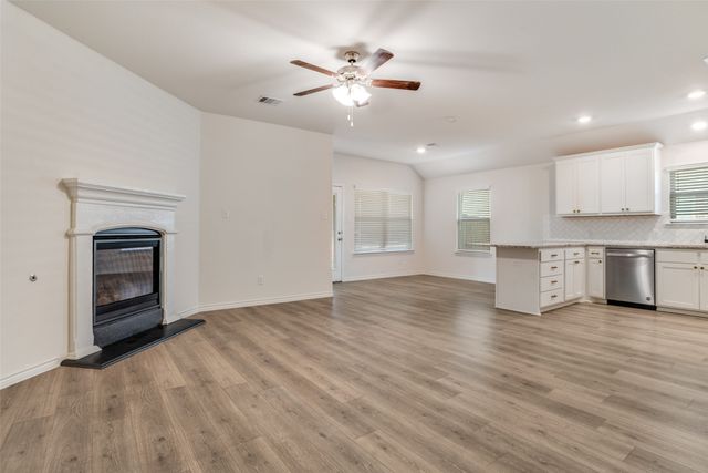 806 Brittany Drive, Anna, TX 75409