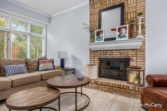 2507 Ridgecroft Avenue, Grand Rapids, MI 49546
