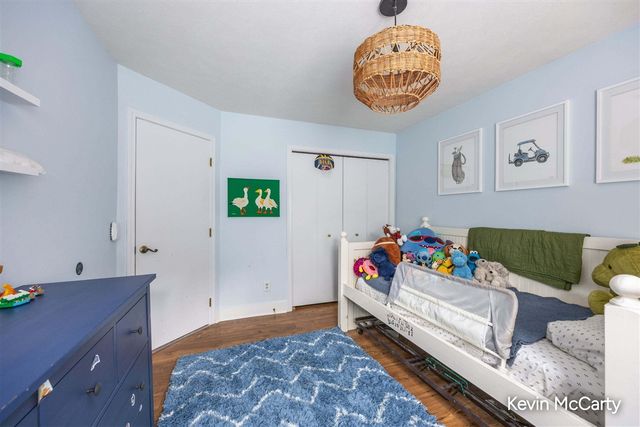 2507 Ridgecroft Avenue, Grand Rapids, MI 49546
