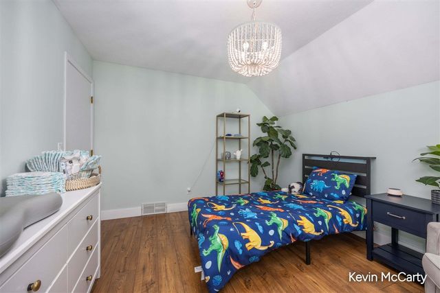 2507 Ridgecroft Avenue, Grand Rapids, MI 49546