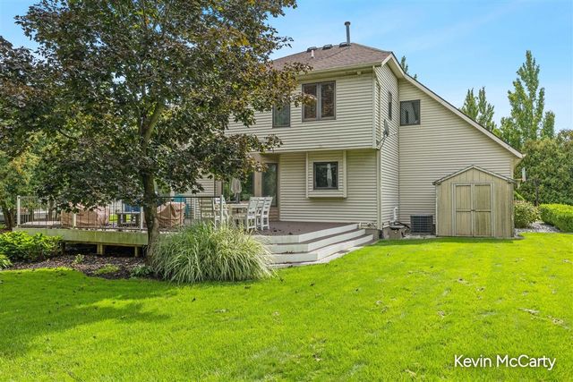 2507 Ridgecroft Avenue, Grand Rapids, MI 49546