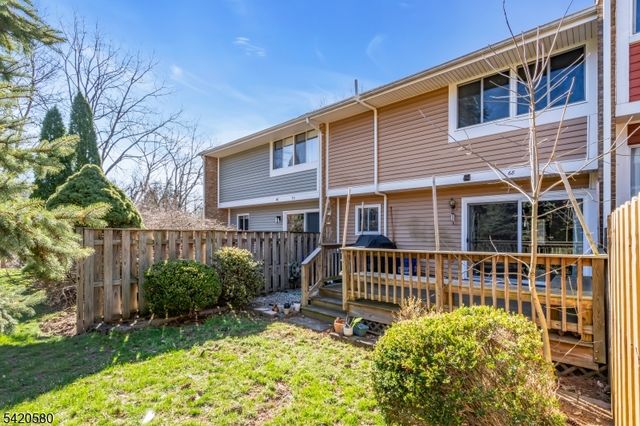 68 Chestnut Ct, Hillsborough Twp., NJ 08844