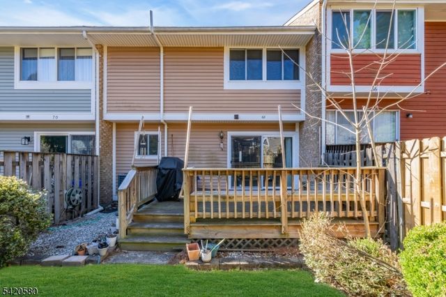 68 Chestnut Ct, Hillsborough Twp., NJ 08844