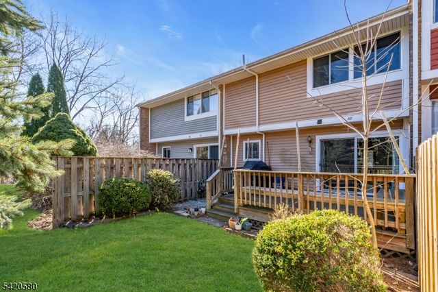 68 Chestnut Ct, Hillsborough Twp., NJ 08844