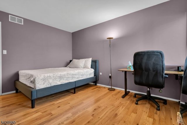 68 Chestnut Ct, Hillsborough Twp., NJ 08844