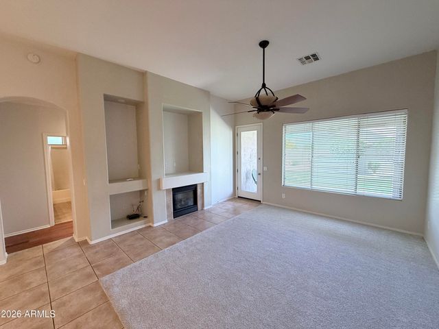 7310 E Mallory Circle, Mesa, AZ 85207