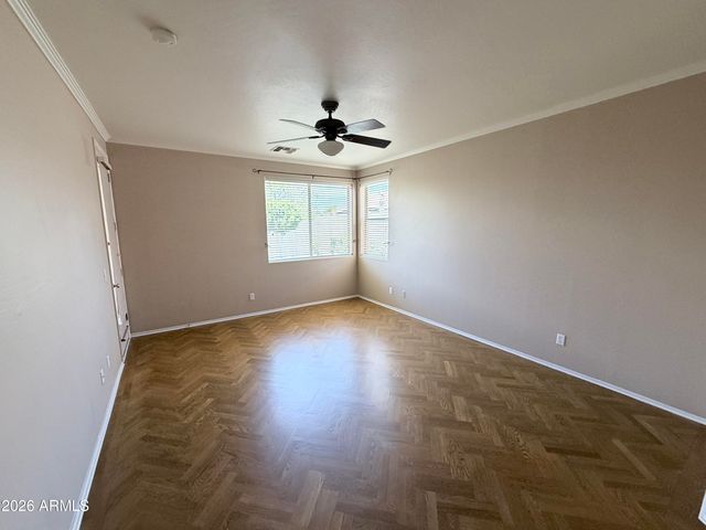 7310 E Mallory Circle, Mesa, AZ 85207