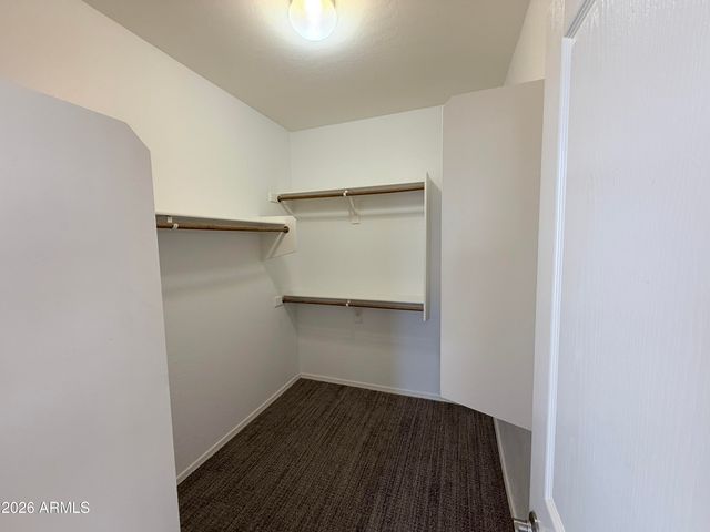 7310 E Mallory Circle, Mesa, AZ 85207