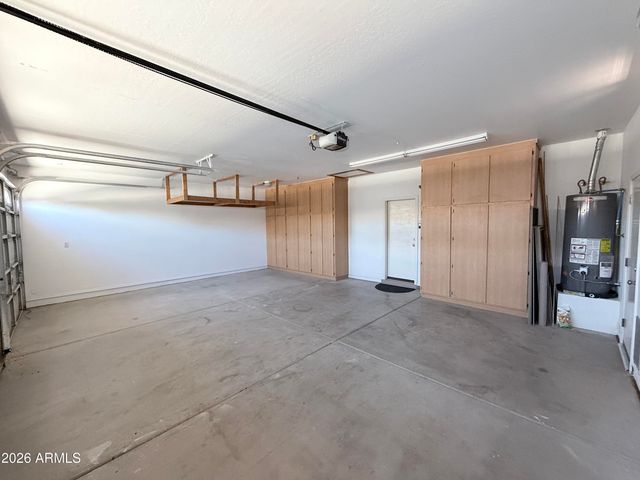 7310 E Mallory Circle, Mesa, AZ 85207