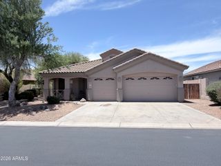 7310 E Mallory Circle, Mesa, AZ 85207