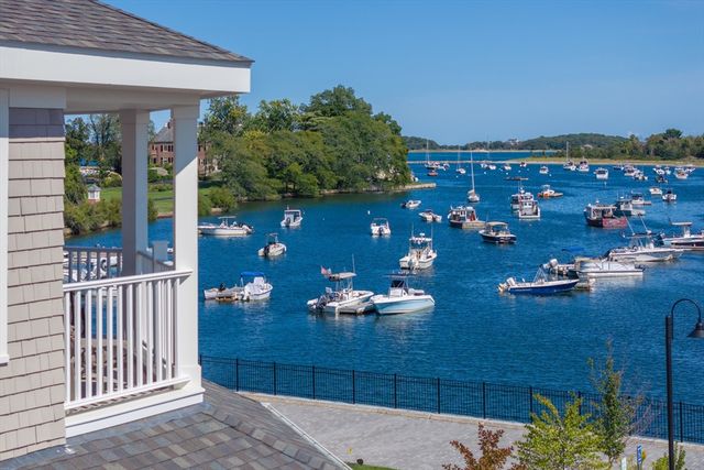 128 Elm Street 211, Cohasset, MA 02025