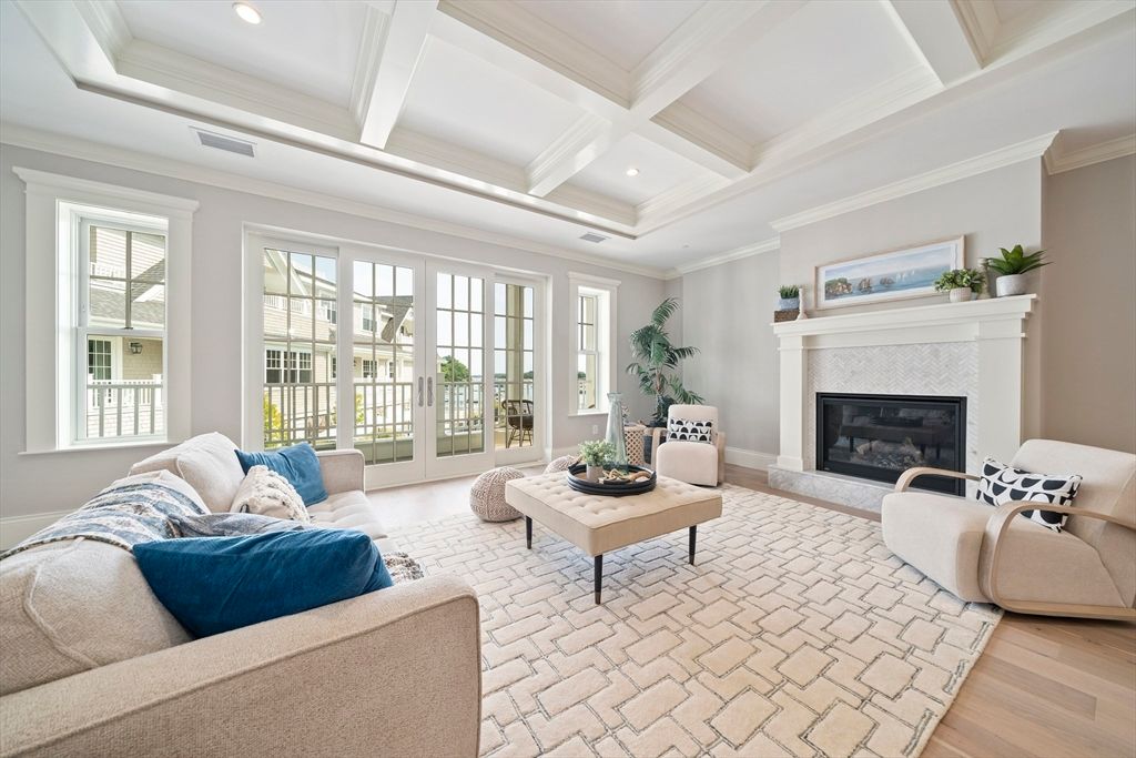 128 Elm Street 211, Cohasset, MA 02025