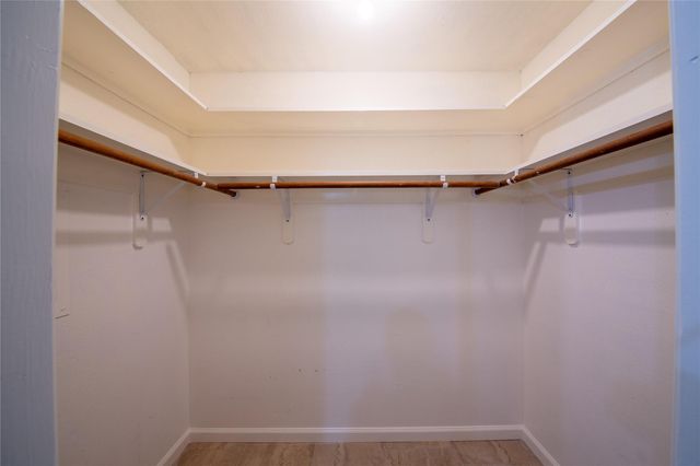 1011 Twinbrooke Drive, Houston, TX 77088