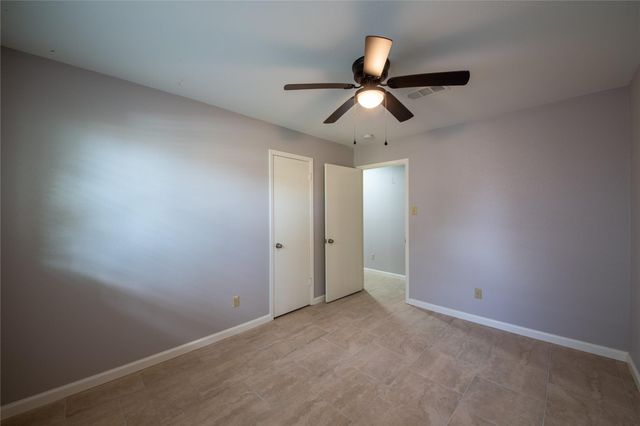 1011 Twinbrooke Drive, Houston, TX 77088