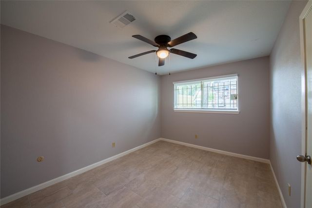 1011 Twinbrooke Drive, Houston, TX 77088