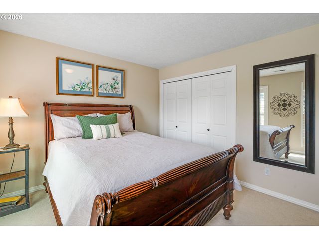 11864 Se HUNTER Dr, Happy Valley, OR 97086