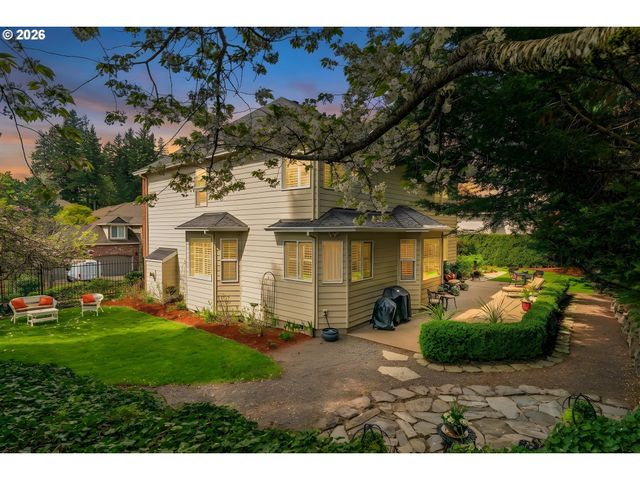 11864 Se HUNTER Dr, Happy Valley, OR 97086